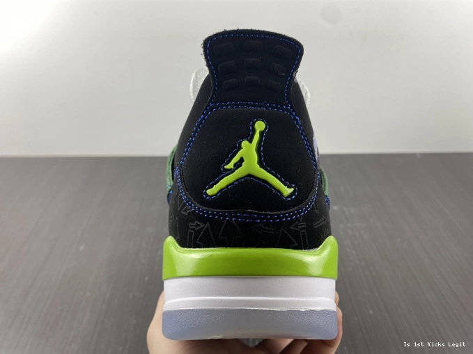 Jordan Air Retro 4 308497-015 Doernbecher 0820
